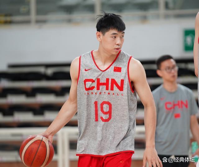 人新赛季展望不明，备战困难的简单介绍