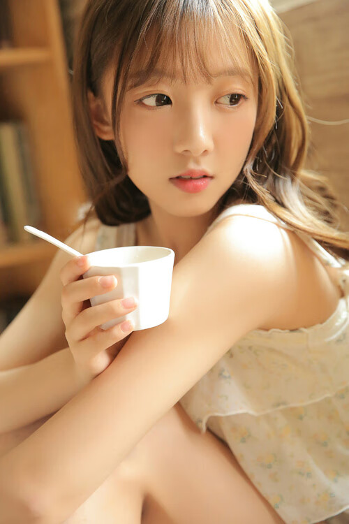 南美暗影笼罩陶瓷球场，维尼修斯一束光刺穿智利制霸