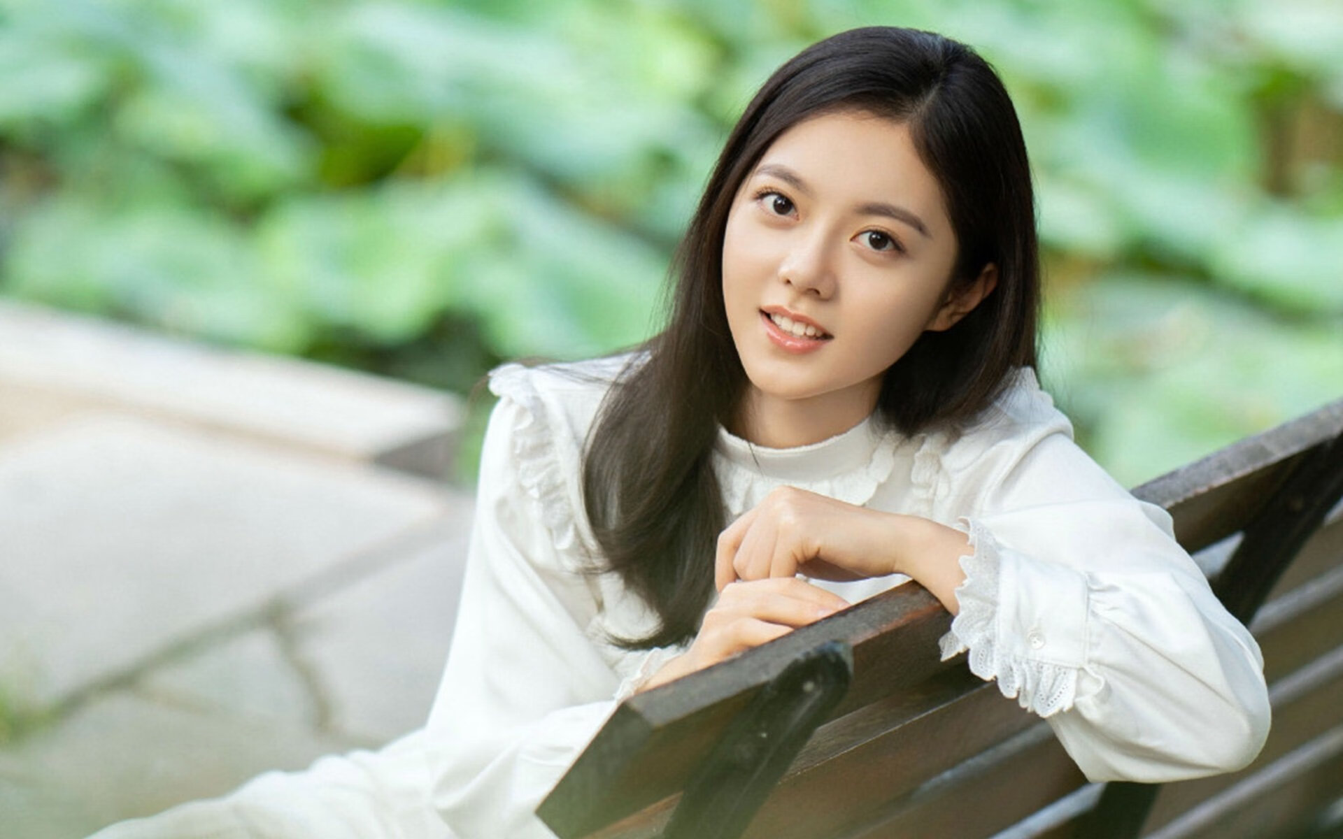 友谊赛双重爆点，若日尼奥意外爆发，摩洛哥争冠战逆袭苏格兰